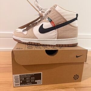 Nike Dunk High Retro in Beige and Black